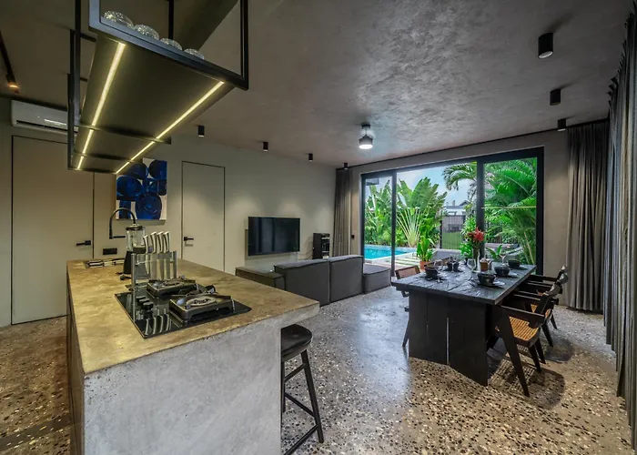 Predmet Padonan - Private Pool Retreat Rooftop & Outdoor Lounge ヴィラ チャングー