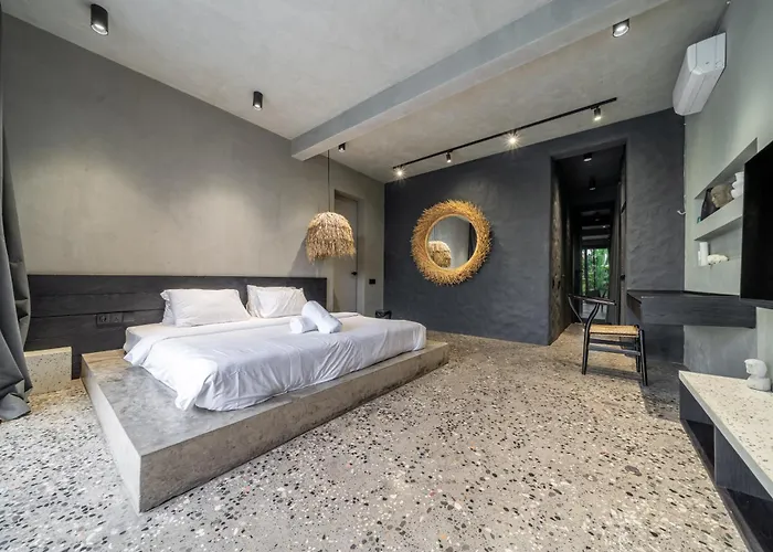 Predmet Padonan - Private Pool Retreat Rooftop & Outdoor Lounge *
