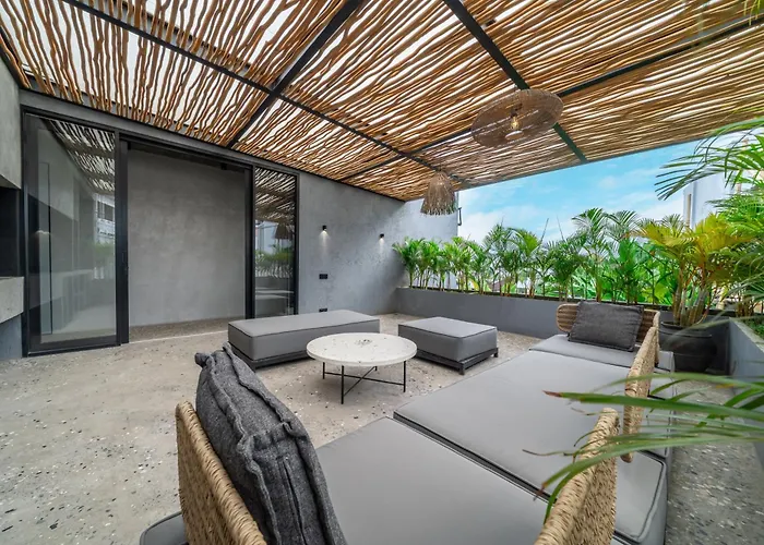 Predmet Padonan - Private Pool Retreat Rooftop & Outdoor Lounge ヴィラ *